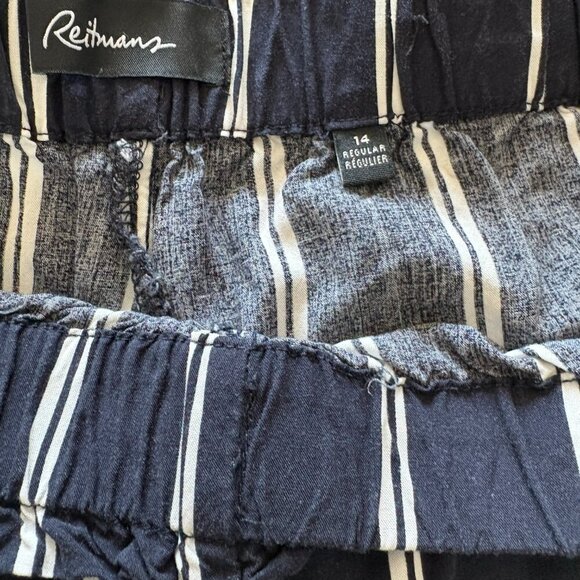 REITMANS NAVY BLUE/WHITE VERTICAL STRIPED WIDE LEG CROPPED PANTS SOFT FLOWY S 14 - Picture 3 of 4